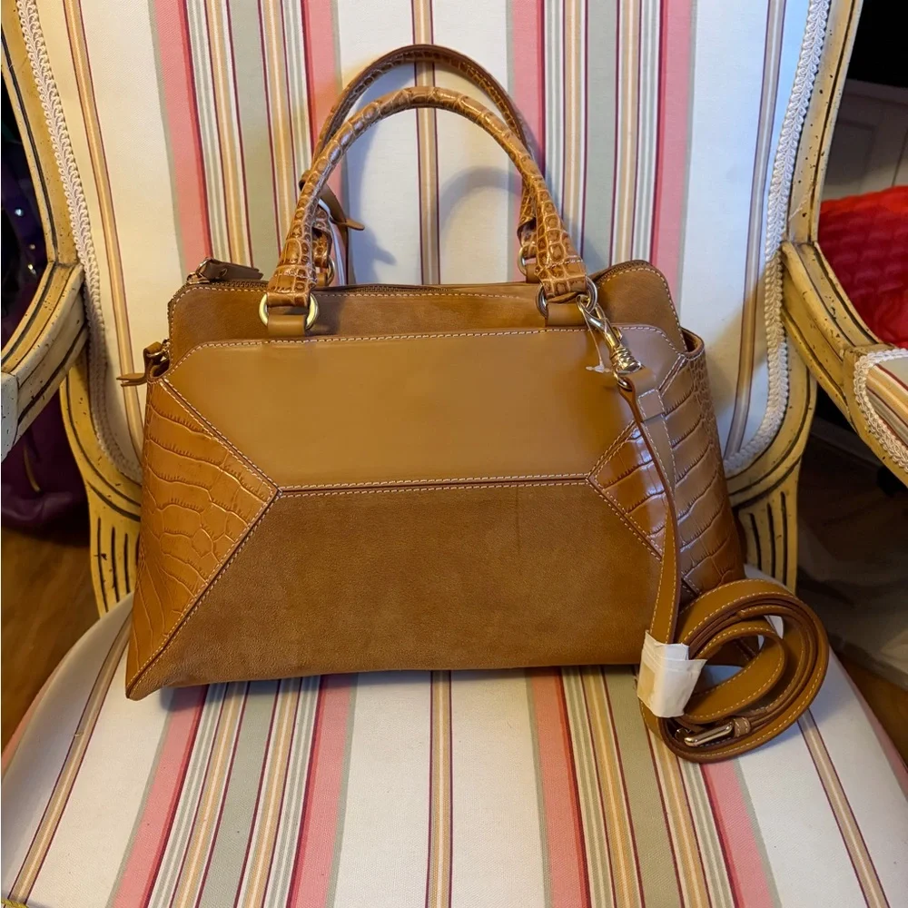 Stunning NWT Iacucci Italy 🇮🇹 Leather, Croc Embossed and Suede Leather Bag